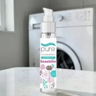 Pure Moments mosóparfüm, hosszan tartó mosóparfüm, Pure Moments öblítő helyettesítő mosóparfüm, friss illatú mosóparfüm, vegán mosóparfüm Pure Moments, antiallergén mosóparfüm Pure Moments, ruhaparfüm Pure Moments illatban, mini mosóparfüm, textillatósító mosóparfüm
